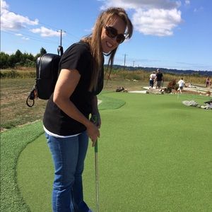 Meet your Posher, Carrie